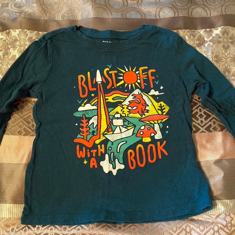 3T Boys Old Navy Long Sleeve *no flaws